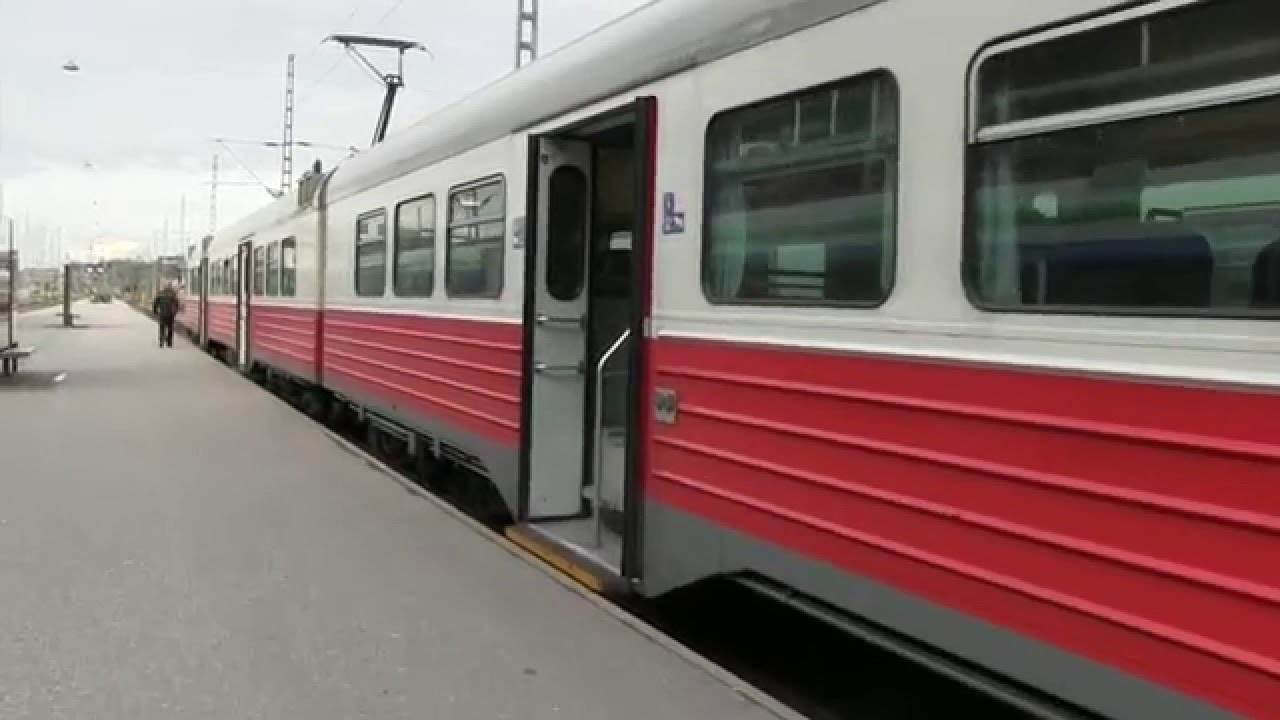 Trains: Finland, Helsinki central station