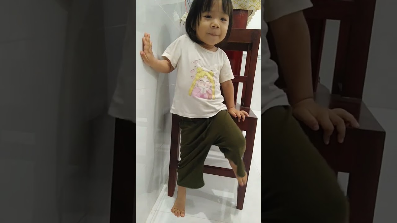 Ăn đòn vẫn leo