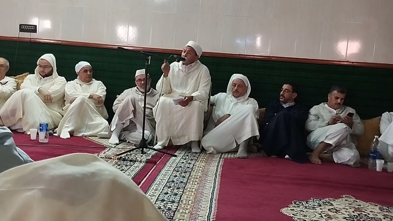 قصيدة جميلة بالأمازيغية لشيخ جامع أبو عدي الوجاني حفظه الله