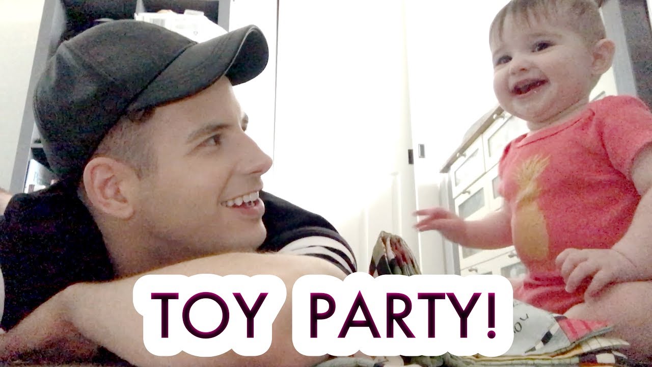 PLAY TIME WITH OUR FAVORITE NEW BABY TOY!  /// McHusbands