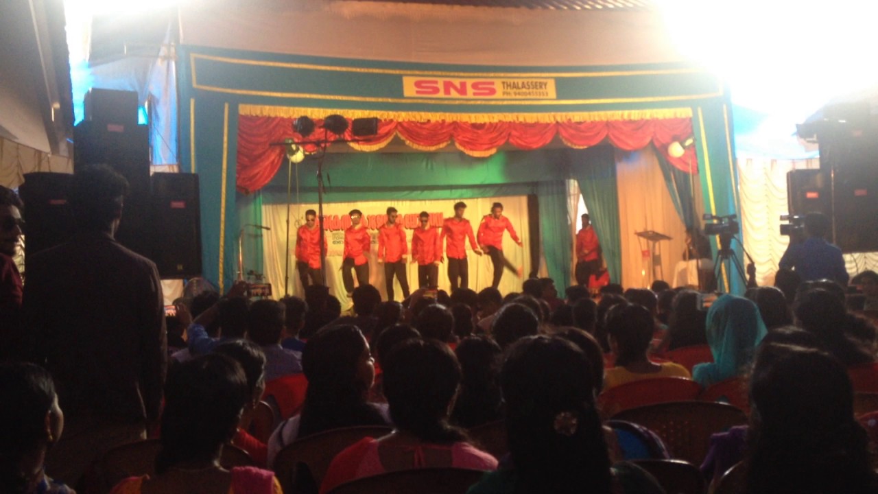 Christ college thalassery 2013-16  batch Mass Dance perfomance