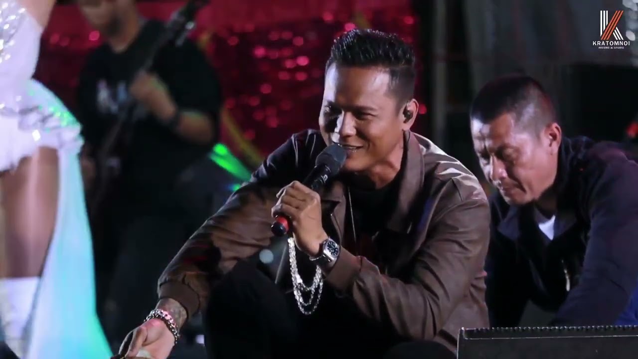 ดำ ดัสกร {Live in บ้านดอนช้าง ขอนแก่น}