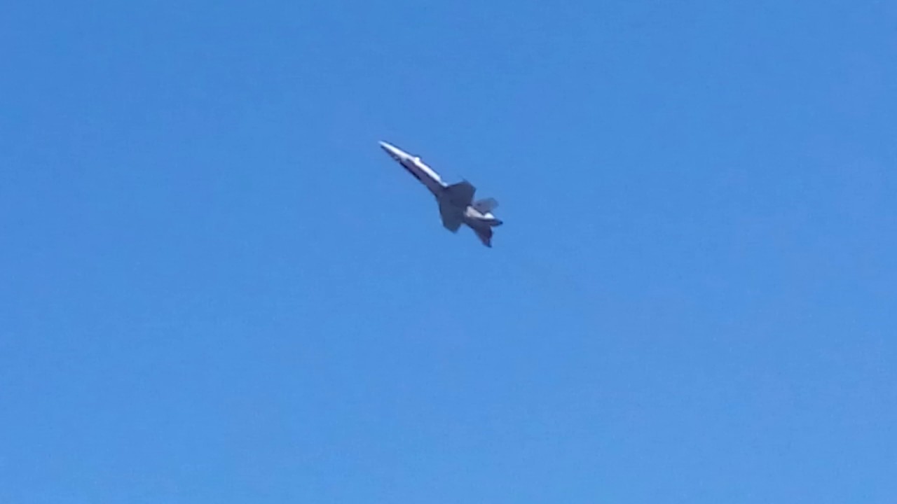 Festival Aereo Gijon 2017 - EF 18