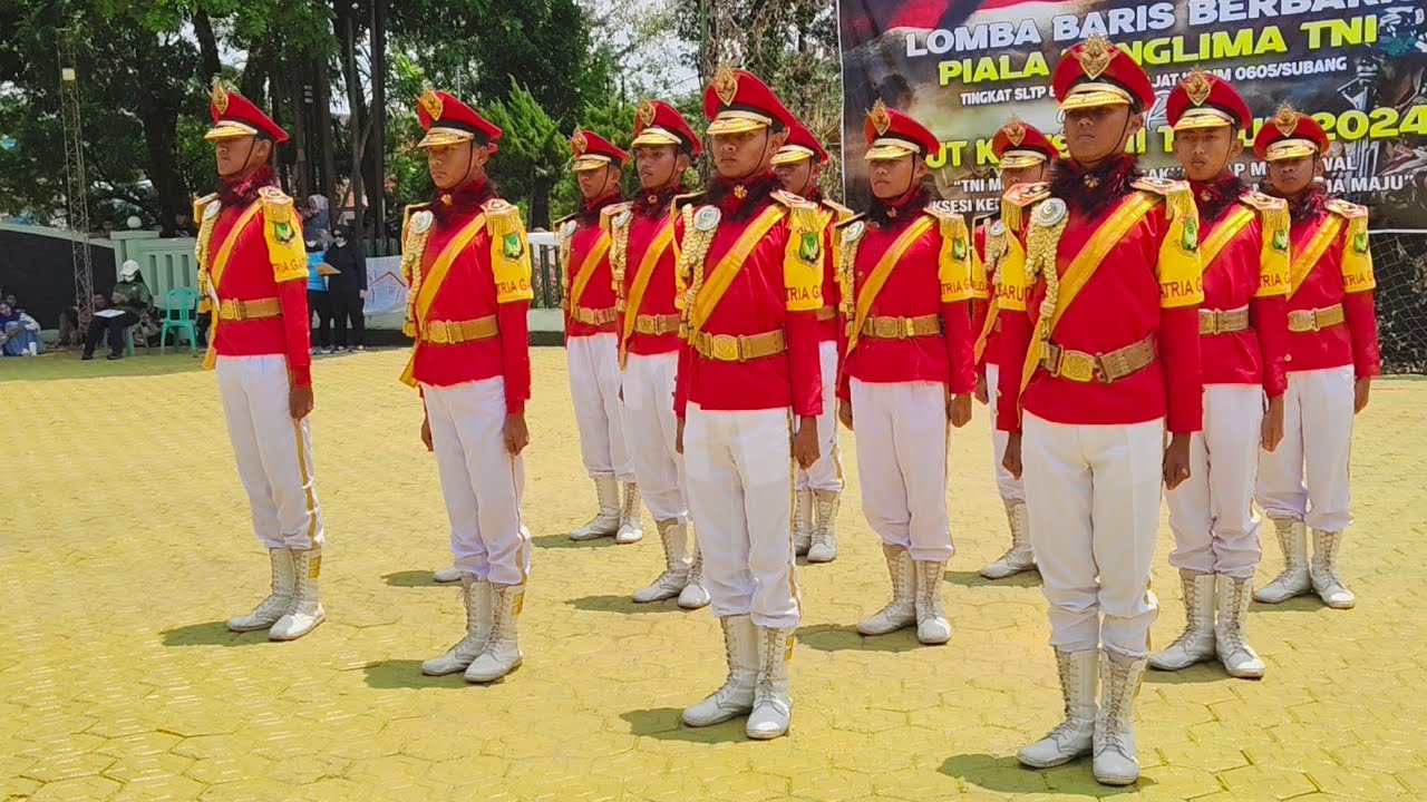 GARA GARA SEBOTOL MINUMAN DIA JALAN SEMPOYONGAN PASKIBRA SMKN 1 CIPUNEGARA LBB PIALA PANGLIMA TNI
