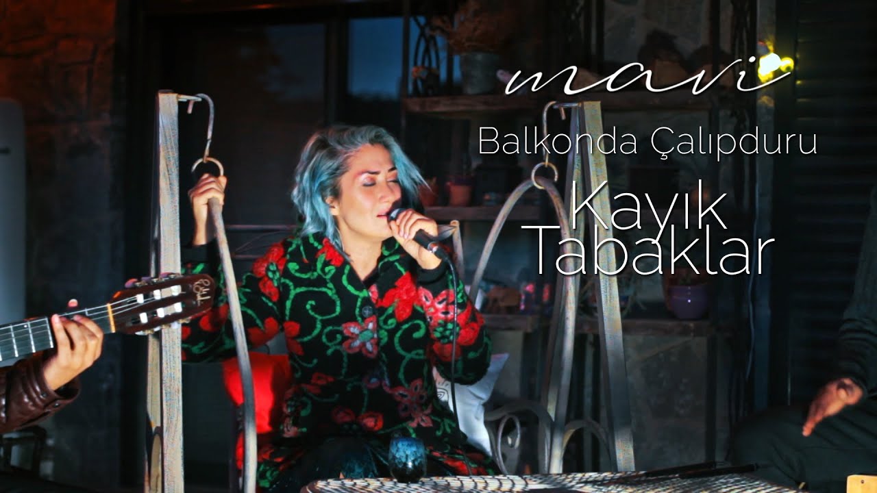 Mavi &ndash; Kayık Tabaklar (Balkonda &Ccedil;alıpduru)