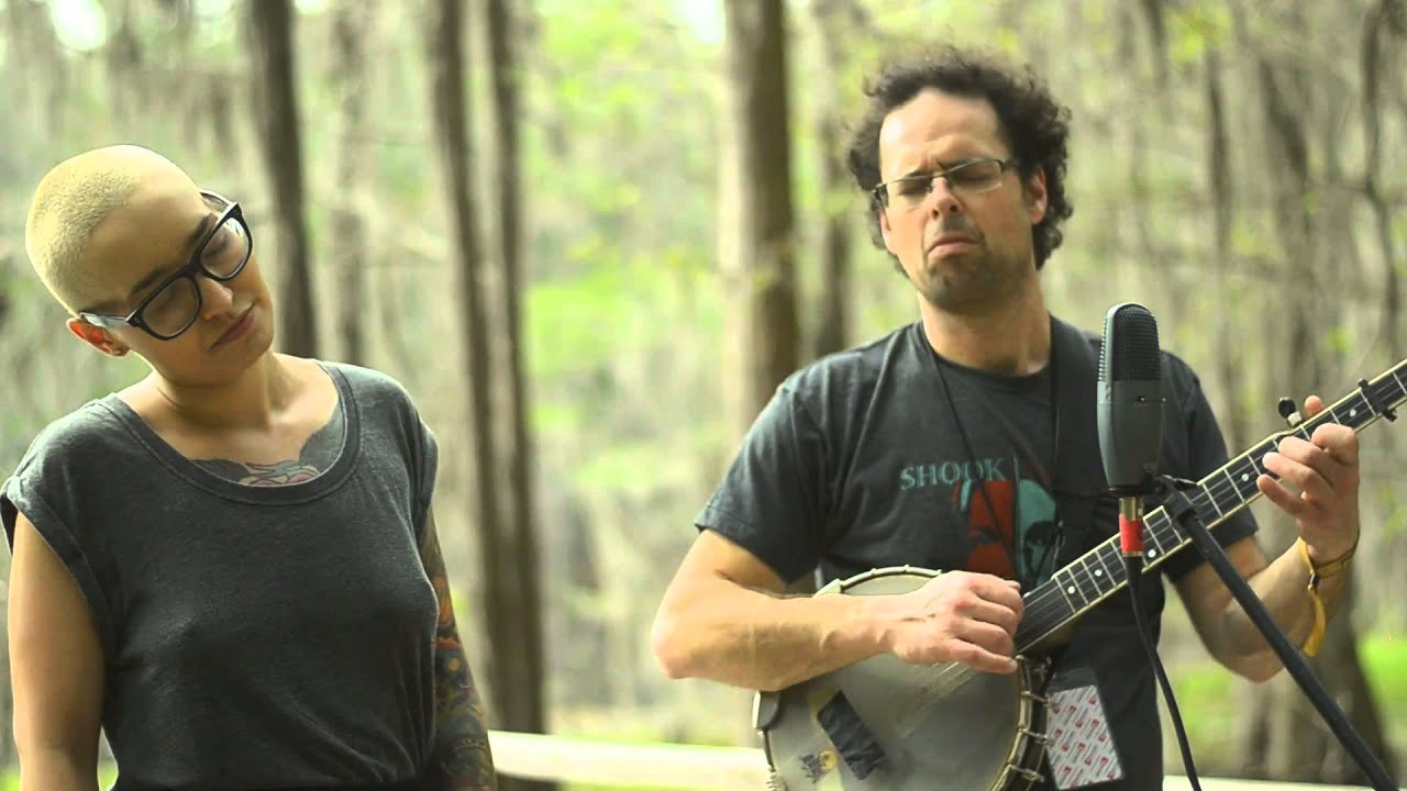 The Duhks "Je Pense A Toi" Acoustic