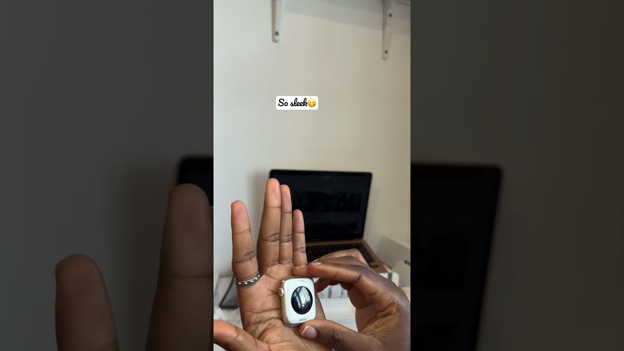 Apple Watch SE (2nd Gen 2022) Unboxing in Starlight 40mm #christmasgift2022 #applewatchse2#shorts