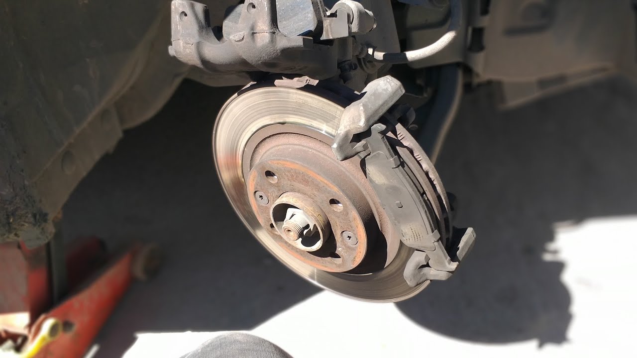 CAMBIAR PASTILLAS DE FRENOS RENAULT LOGAN
