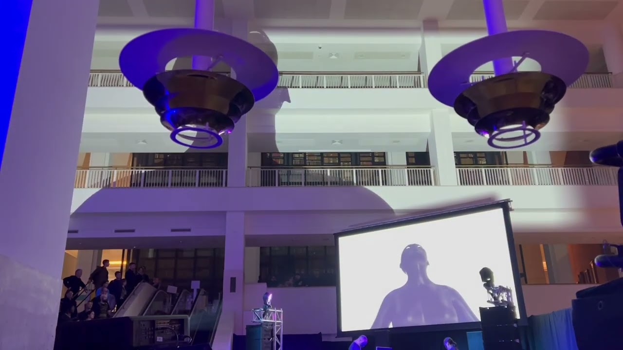 Dopplereffekt @ British Library, St. Pancras, London. 03-11-23