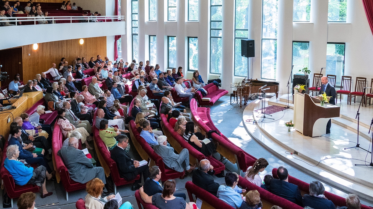 Václav Vondrášek • dopolední bohoslužba • 16.5.2020 • POŽEHNÁNÍ KORONERvirusu aneb SETRVAČNÍK II.
