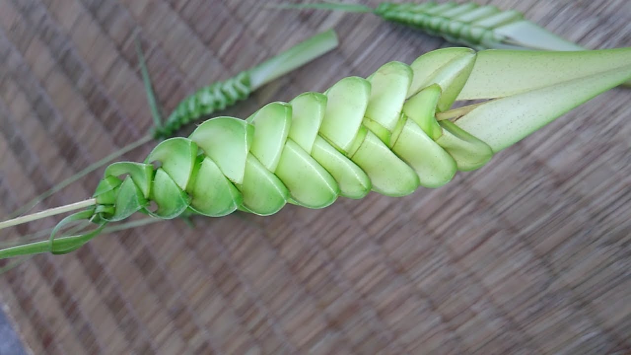 How to make palm flowers (coconut tree leaf)