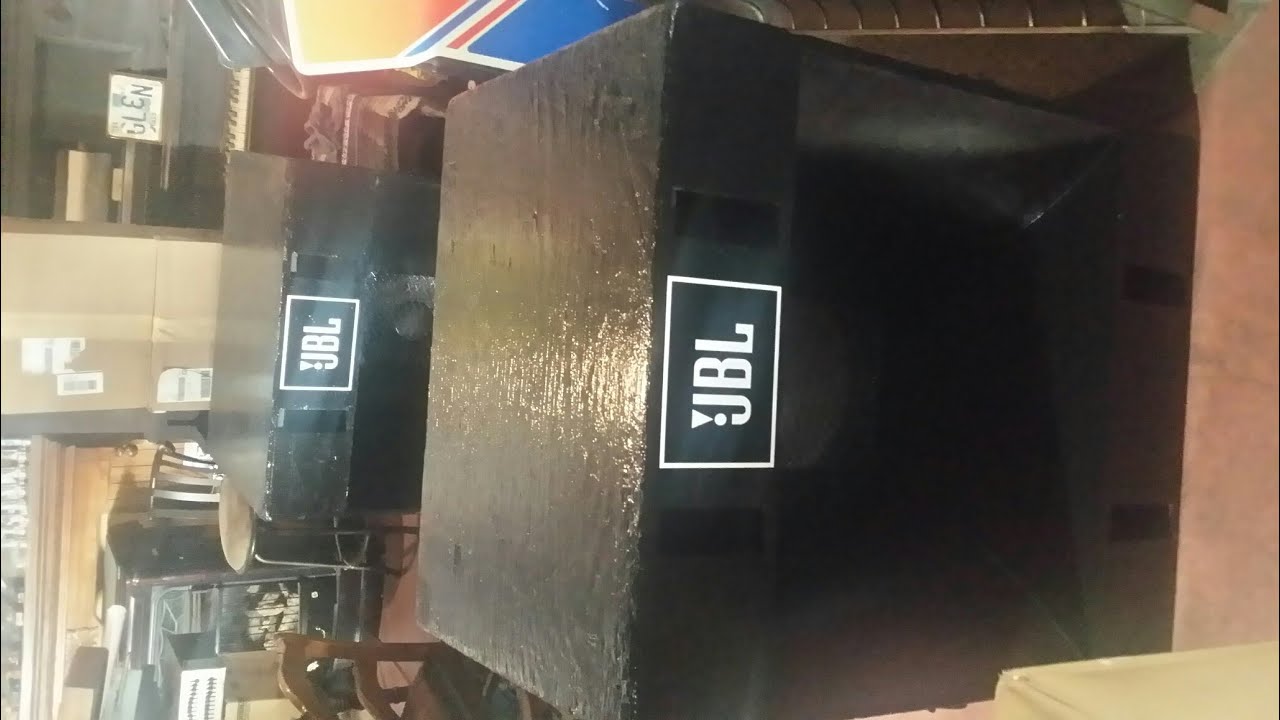 Today I restore a pair of JBL 4560 speakers. These monsters are ready to rock and roll again!