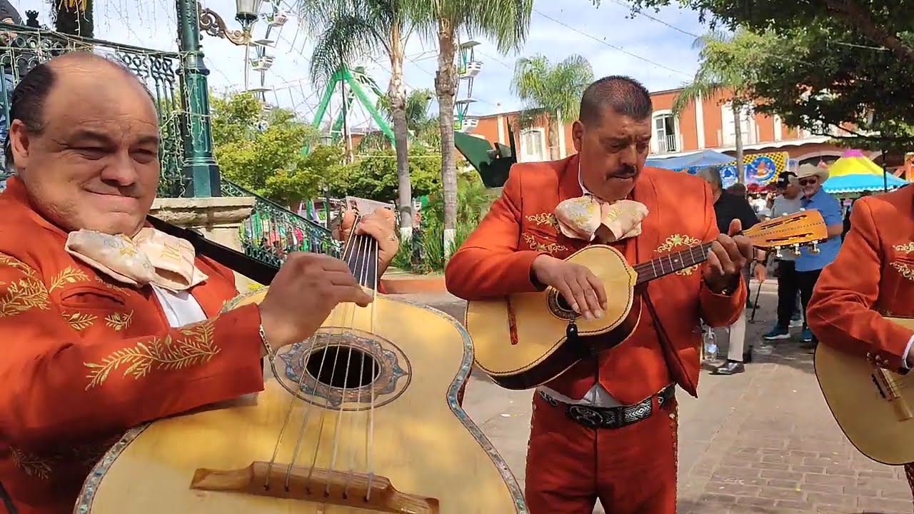 El mariachi echando unas canciones en la fiesta de Jocotepec 🇲🇽👇 2025