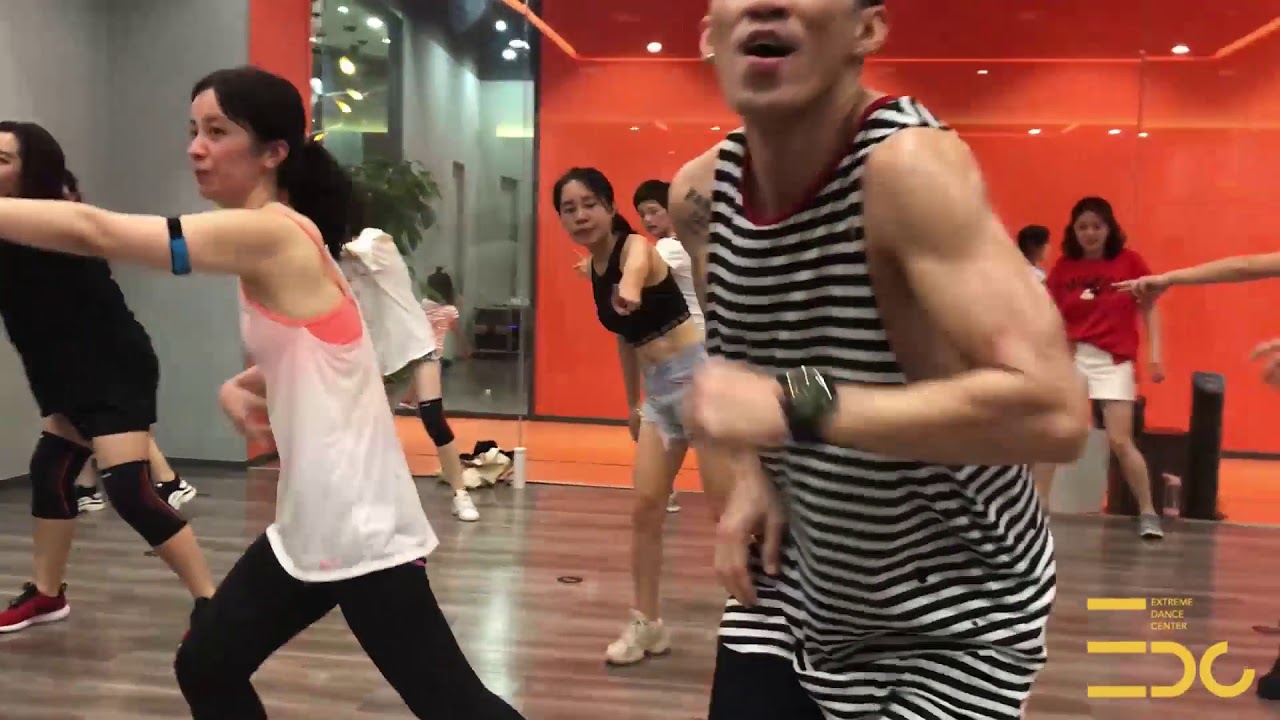 EDC Funky Dance Fitness