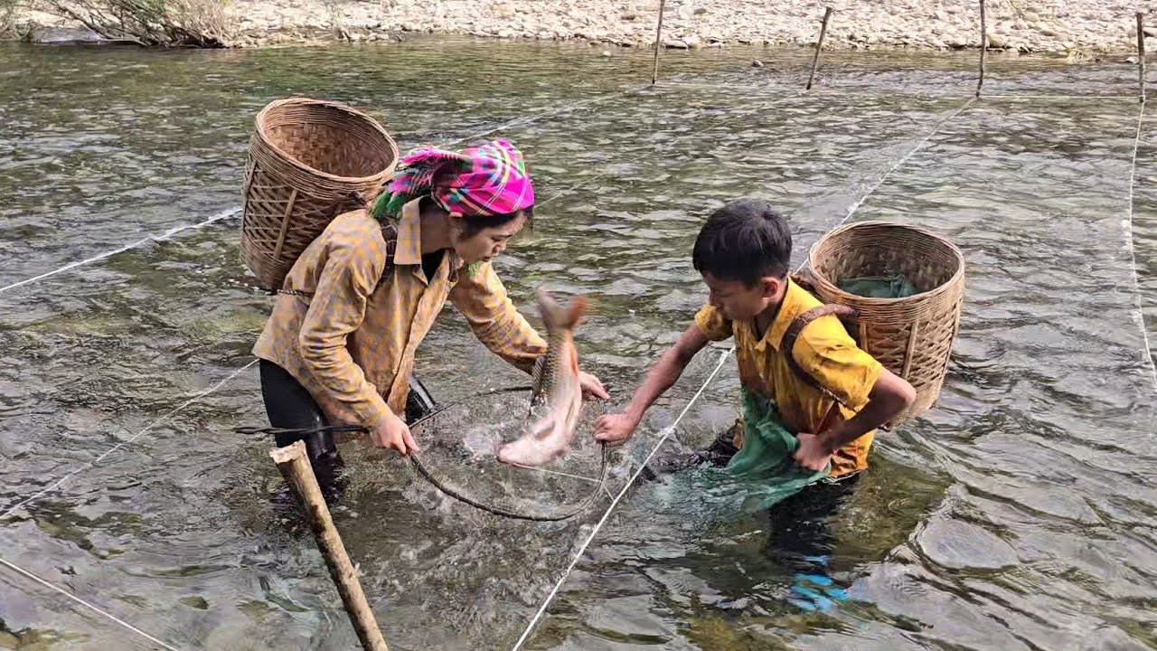 FULL VIDEO 25days Highland boy and beautiful girl build farm fishing and cooking - Fishing skills