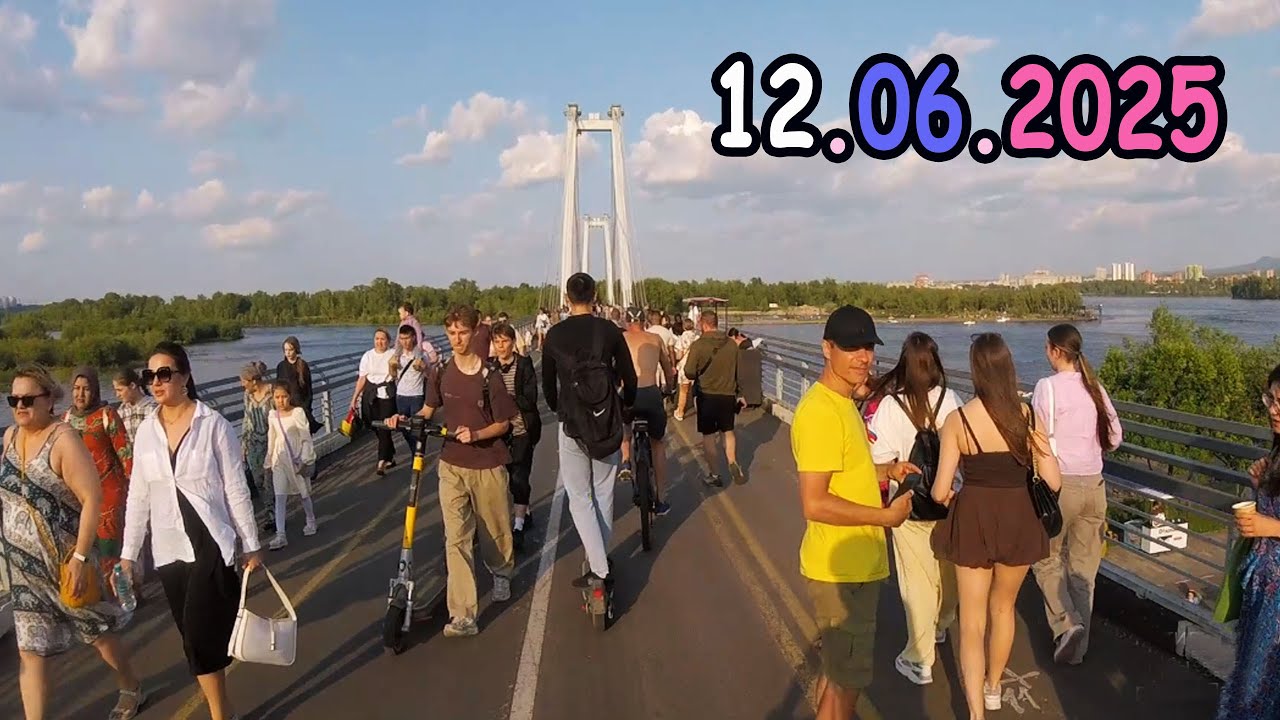 Очень людная набережная и остров Татышев на день России. Красноярск 2025