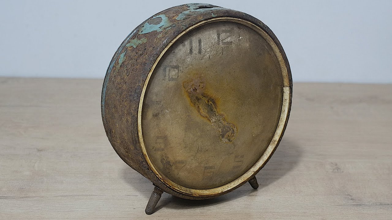 RESTORATION OF a very rusty ALARM CLOCK 