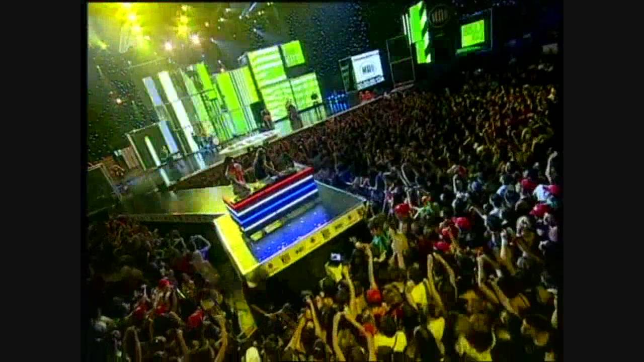 Onirama - Oti den Exeis (PlayMen Remix) @ Mad Video Music Awards 2010
