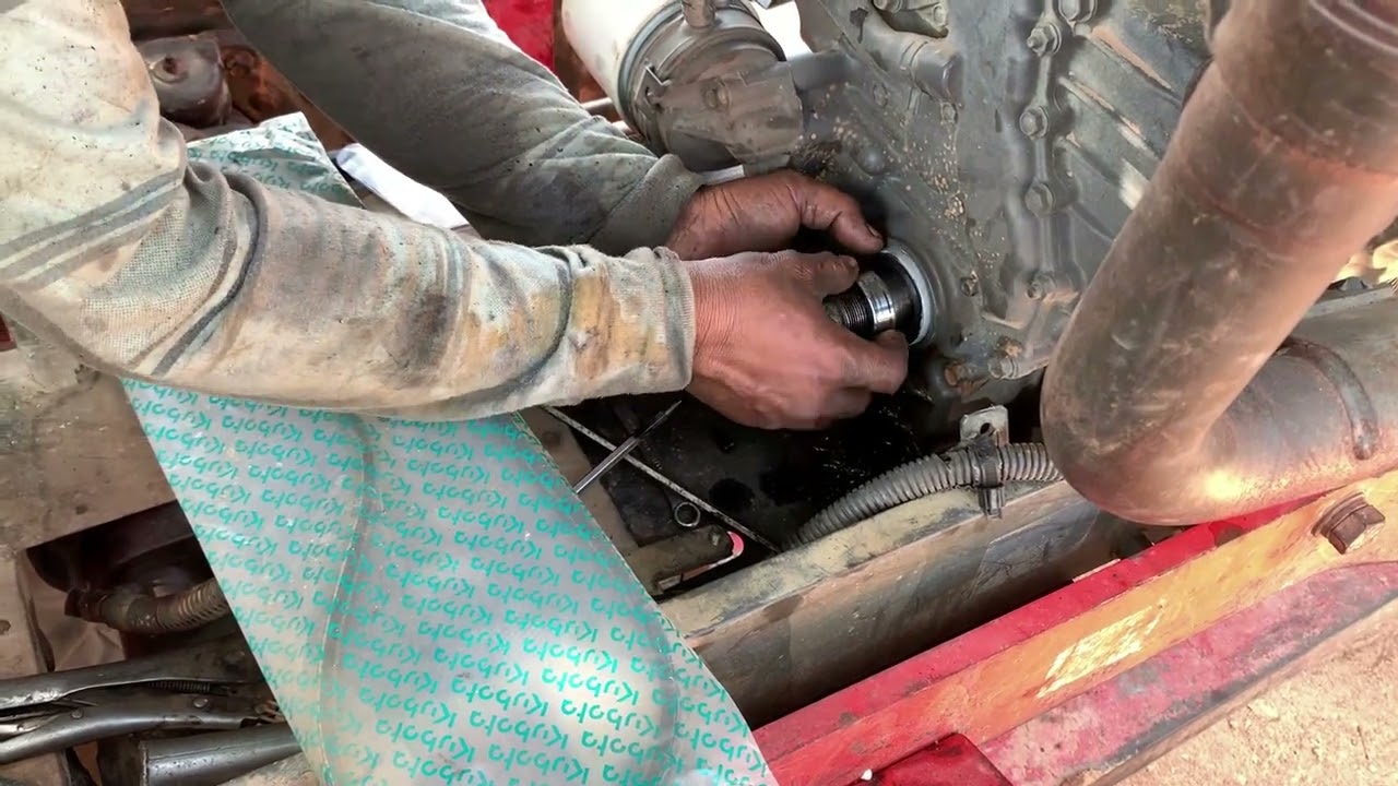 From Novice to Pro: Mastering Seal Oil Replacement in Kubota M6040 Tractor