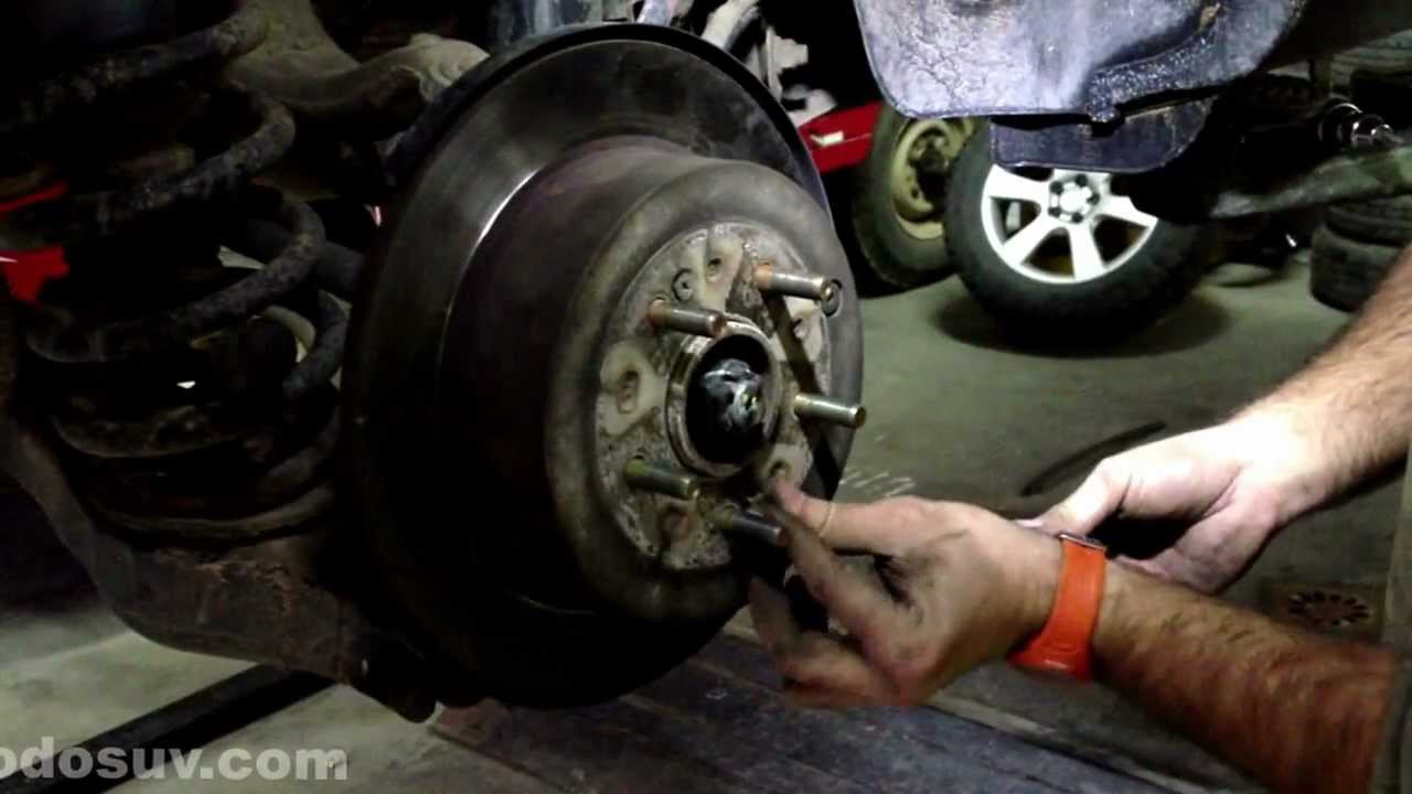 Cambio de disco de freno trasero en hyundai santa