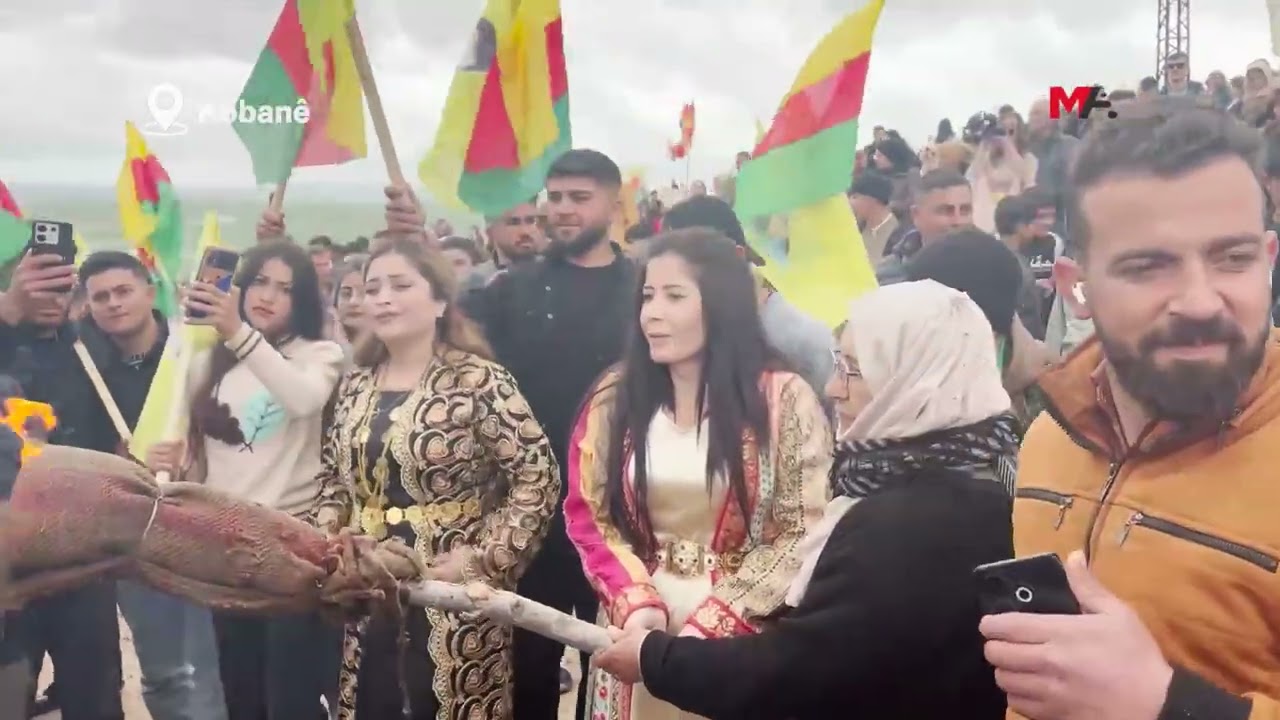 KOBAN&Ecirc;'DE NEWROZ ATEŞİ EYŞE EFEND&Icirc; TARAFINDAN YAKILDI