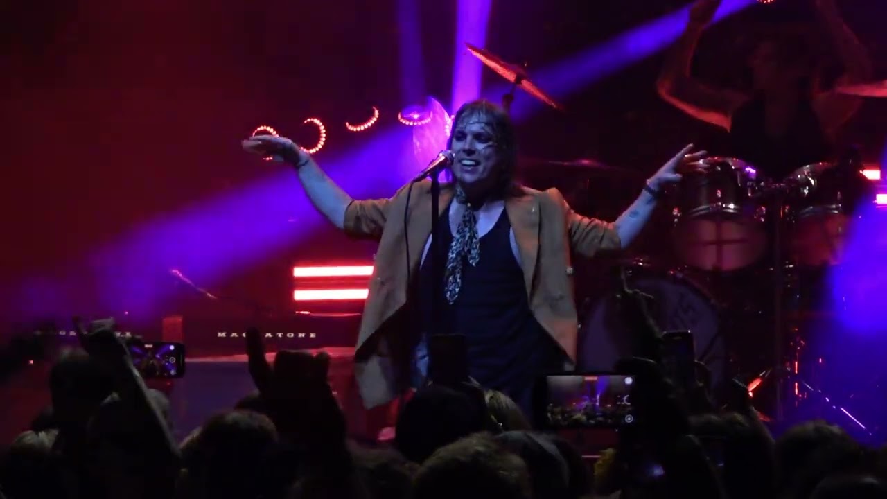 The Struts - Body Talks - Live at The Fillmore in Detroit, MI on 8-4-25