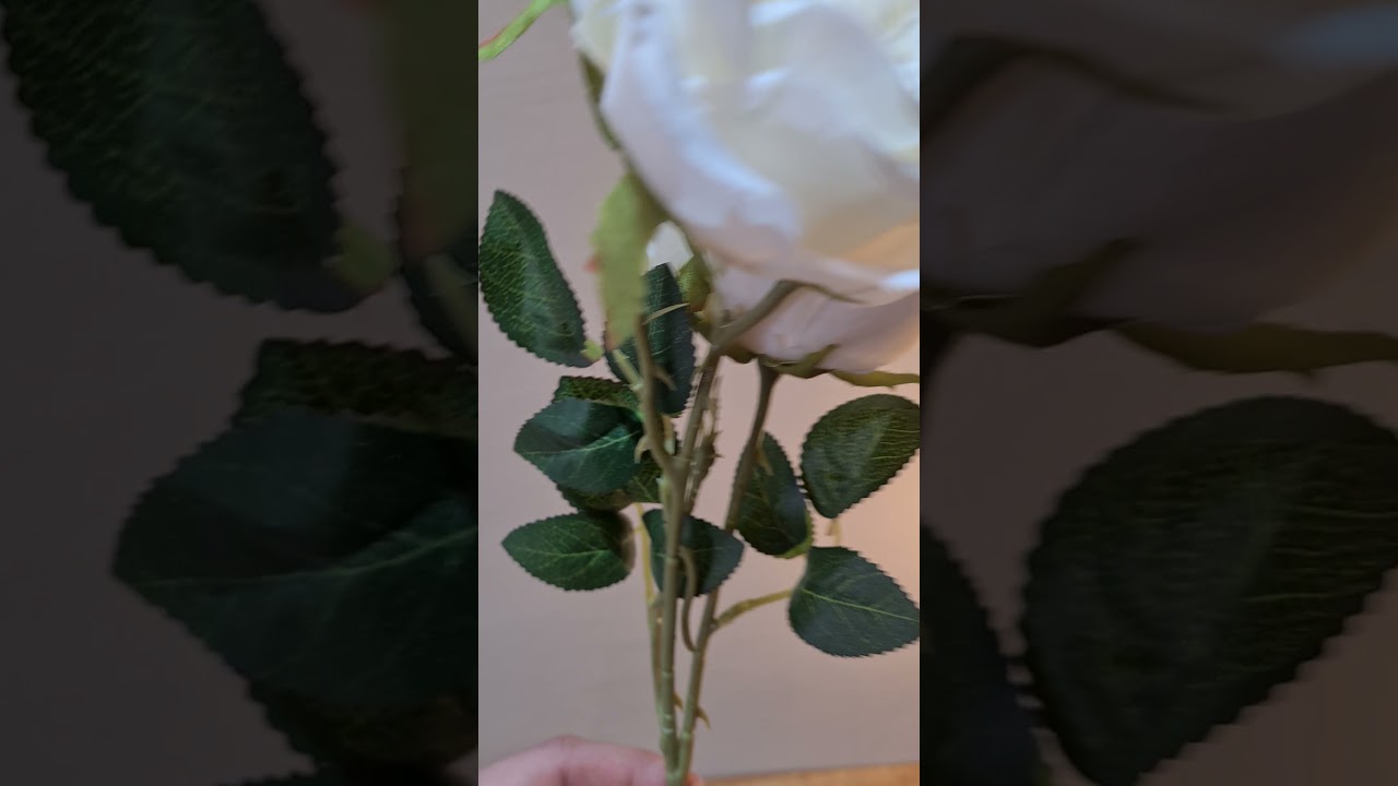 Rosa Artificial Branca Haste Galho com 3 Flores Realista