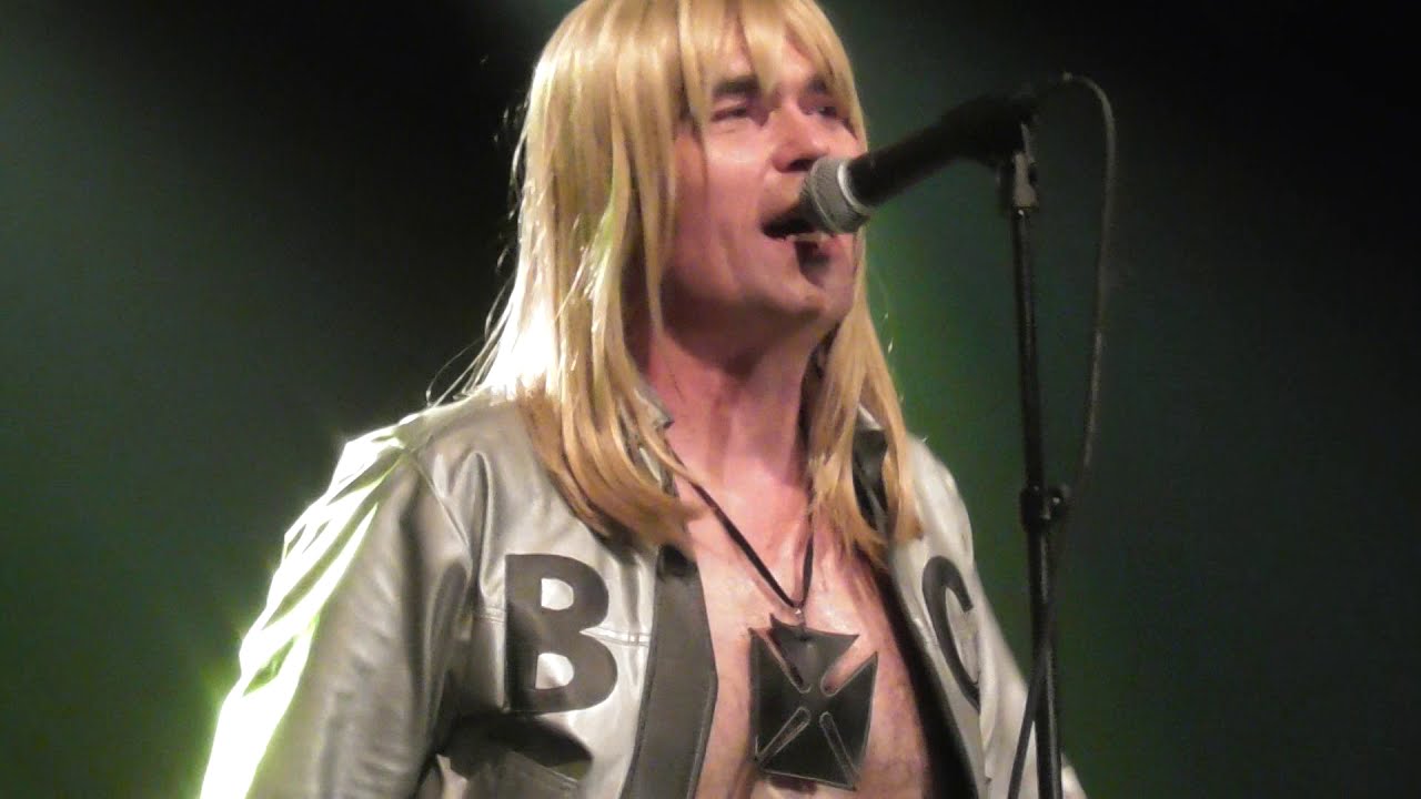 Ballroom Blitz, the Sweet Tribute Band - Fox on the run(Live)