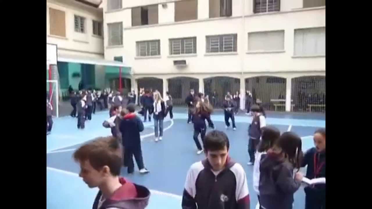 flash mob 9º ano Escola Santa Teresinha do Menino Jesus