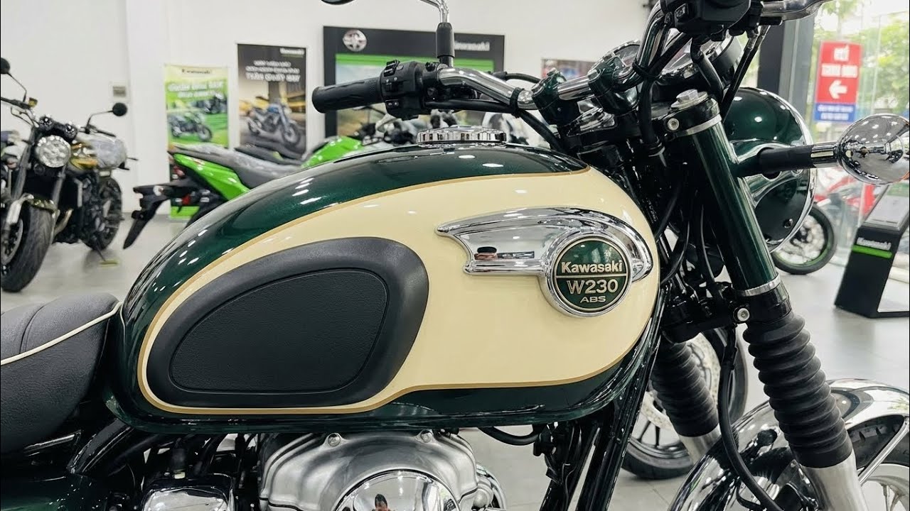Мотоцикл Kawasaki W230 ABS 2026 года уже здесь! Этот ретро-байк всех шокировал 😱”