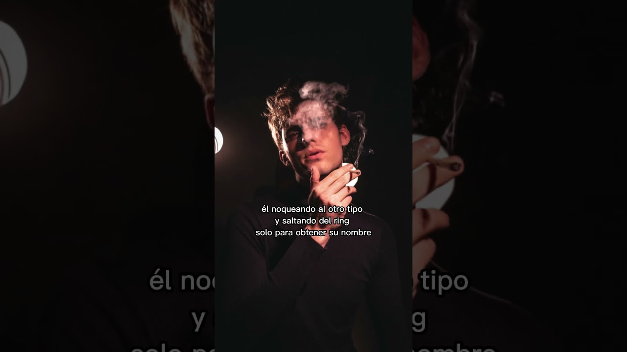Este libro me hace sonre&iacute;r mientras lo leo... #booktube #booktrailer #libro #buenovela #novela
