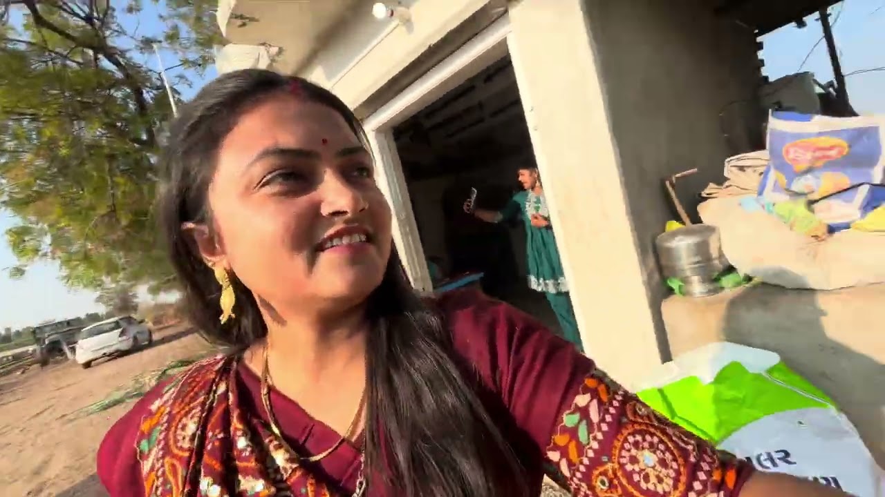 આજે અમે ગયા હતા ચંદરવા મારી દેરાણી ના સી્ંમત મા