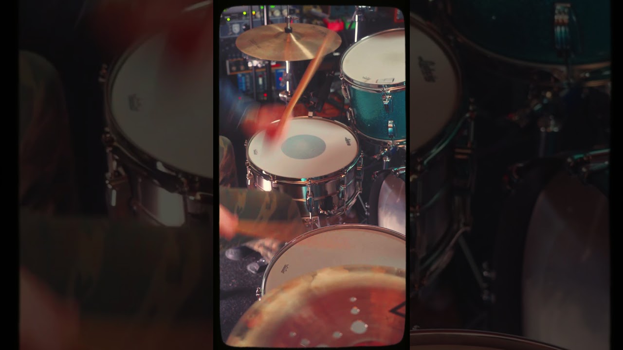 Unbelievable snare drum sound! Ludwig’s new Jon Theodore signature drum. #drummer #drums #producer