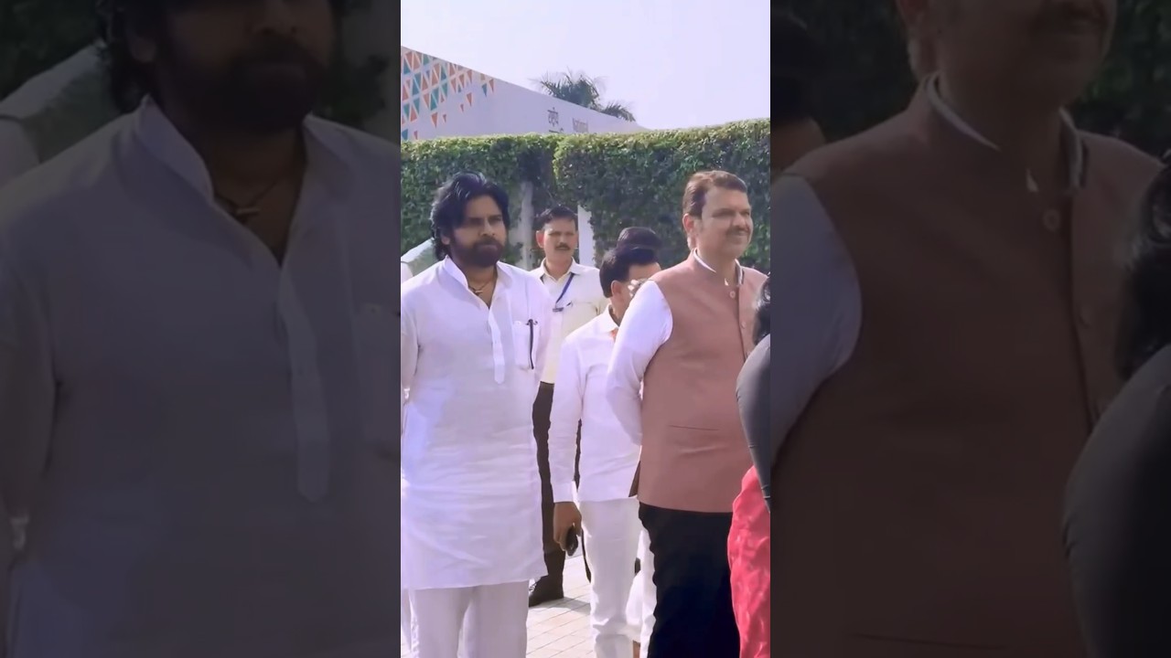 DY CM Pawan Kalyan with CM Devendra Fadnavis | Maharashtra election results | mana AP