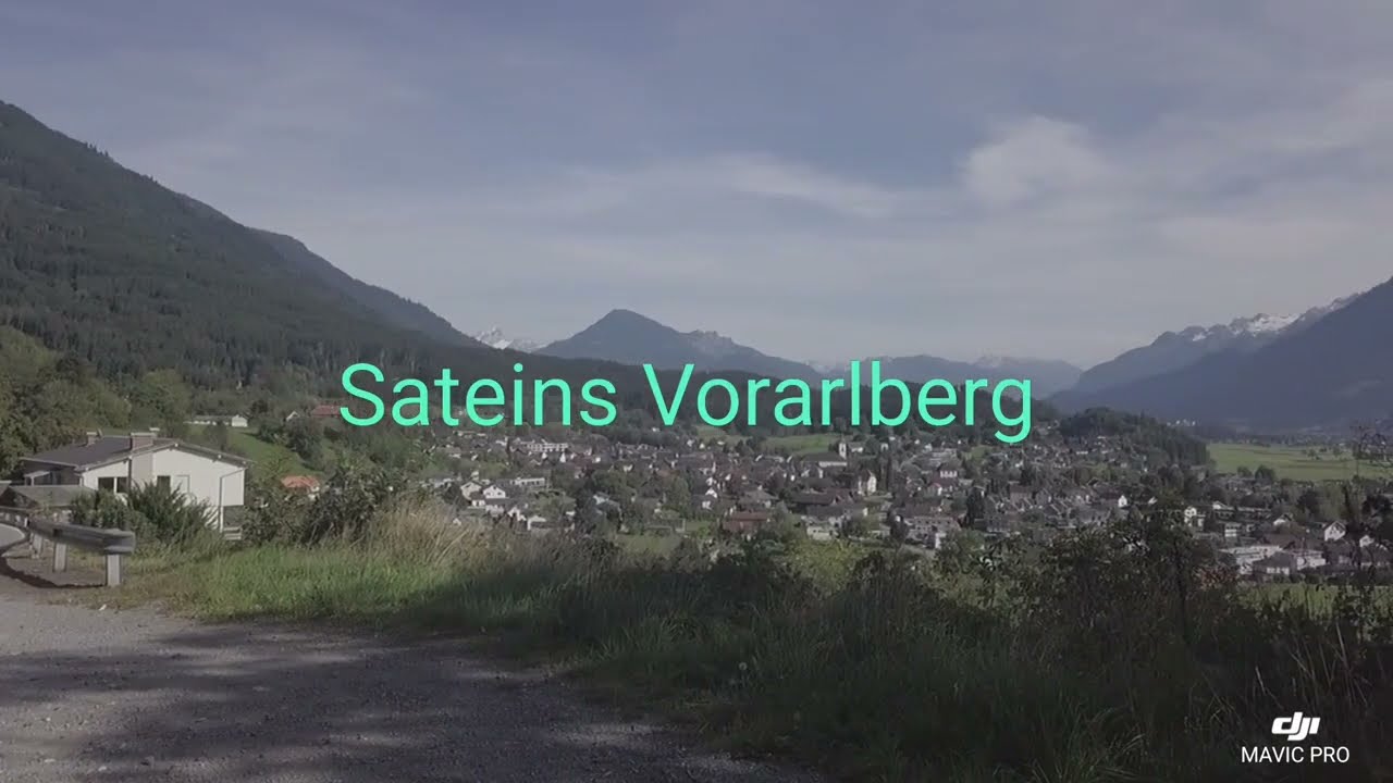 Satteins Vorarlberg von oben 👆 = für Dein Lächeln  😃 bereit