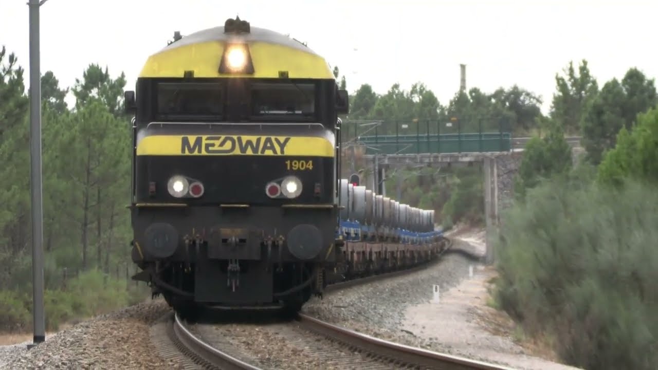 Compila&ccedil;&atilde;o de diversos comboios de mercadorias Medway no Ramal da Siderurgia - 2025
