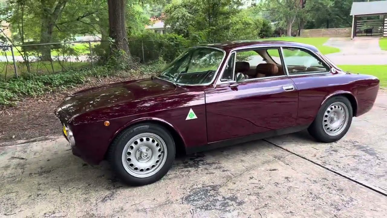 1974 Alfa Romeo GTV2000 walk-around