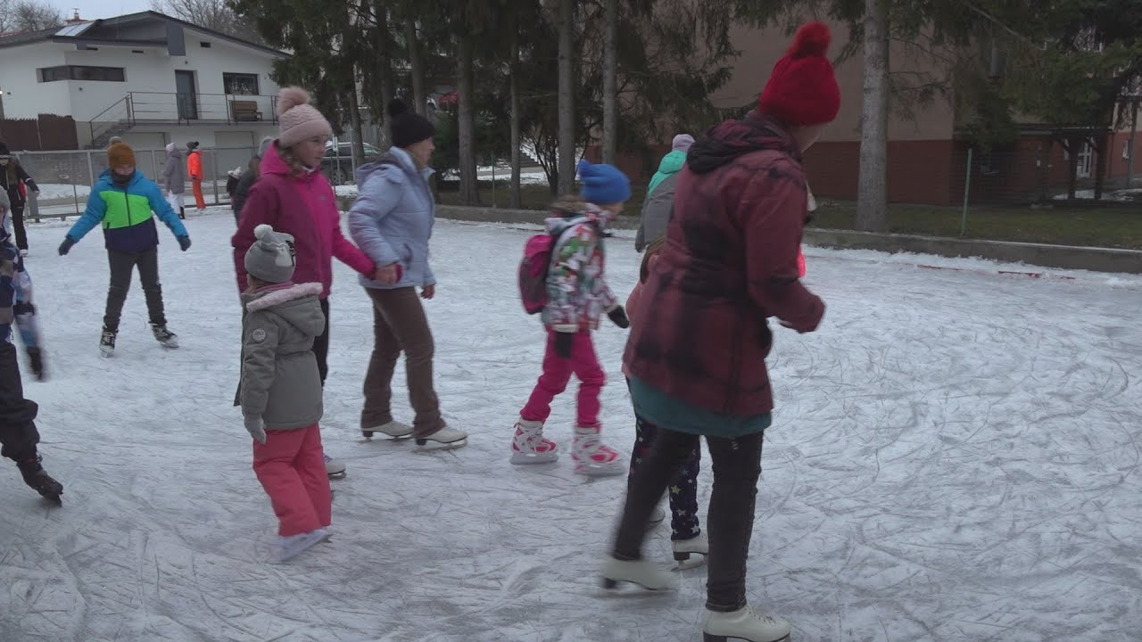 Darčekom na Troch kráľov bolo pre Brezovčanov klzisko