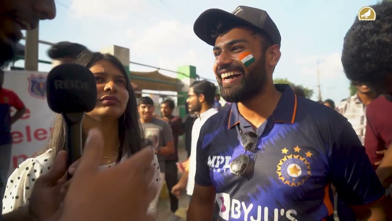 INDvsAUS: Cricket fans gather to support team India in Hyderabad