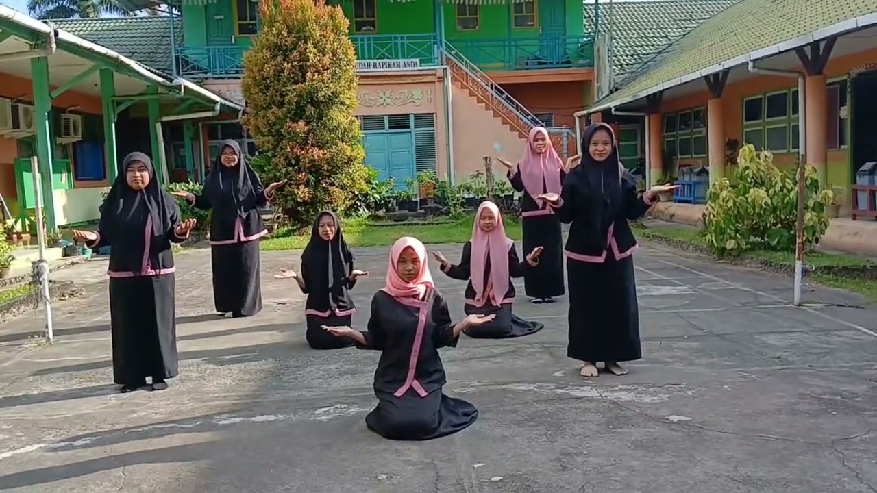 Tari zapin Melayu Mapel mulok XI MP 1