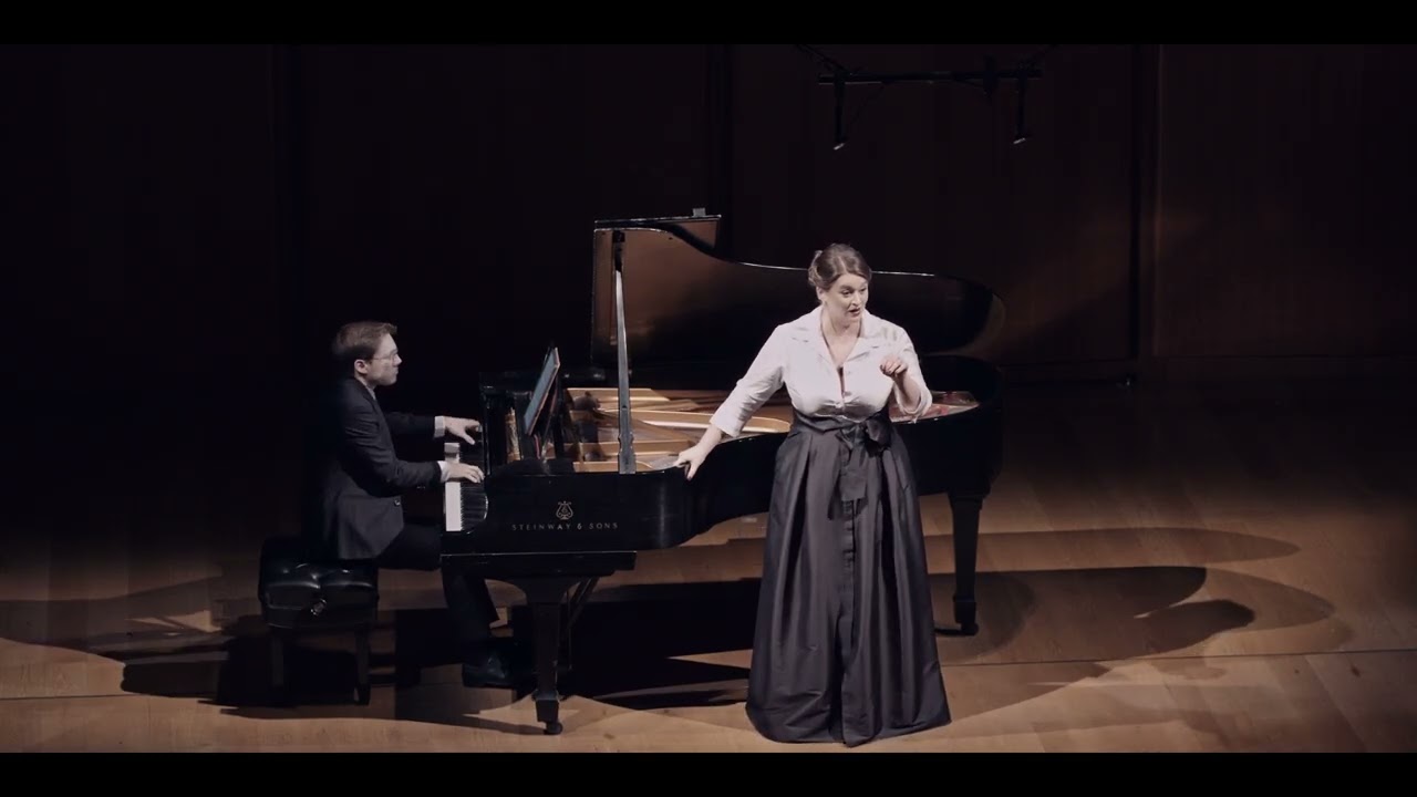 Megan Moore, Mezzo-Soprano, 2025 GLNF Recital