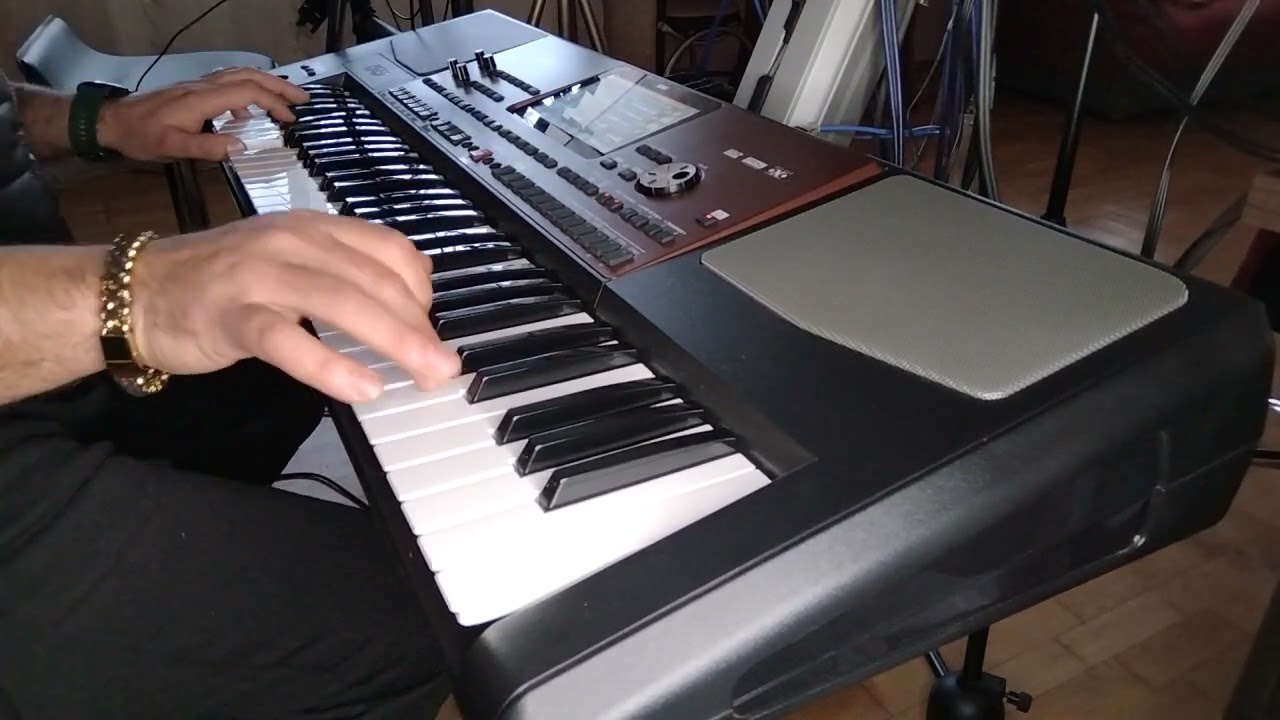Greek & oriental guitars @ Korg pa700