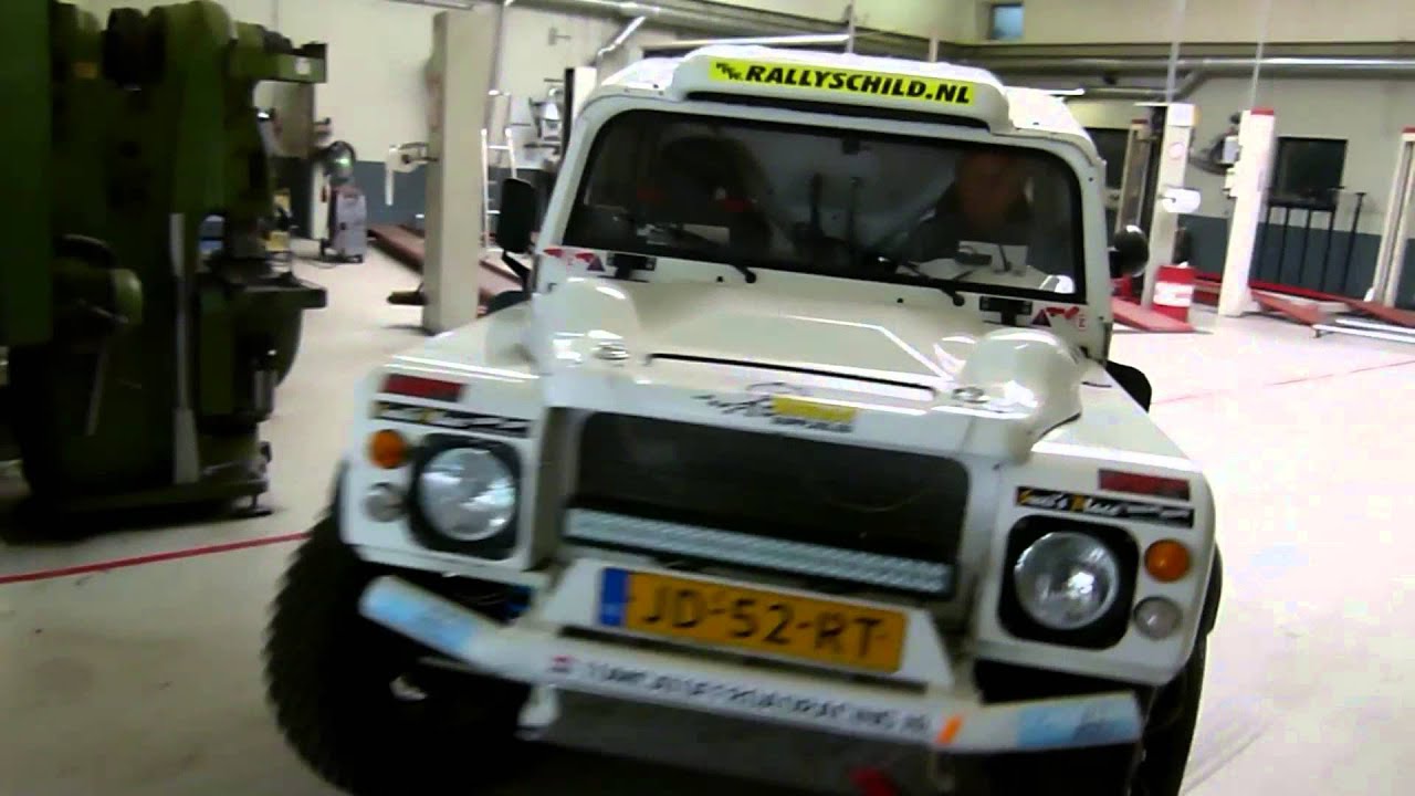 Bowler Tomcat V8 met RVS uitlaatsysteem van EPS Uitlaten BV