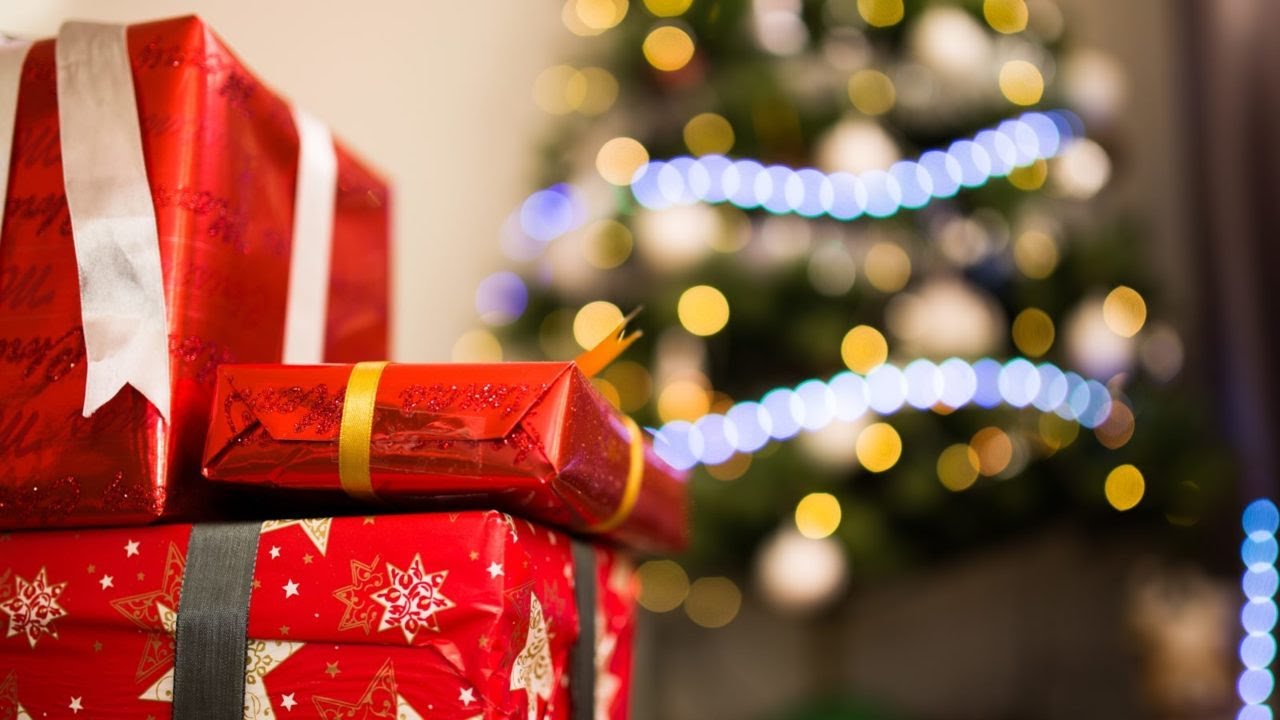 Santa visits sick kids at Sydney&rsquo;s children's hospitals