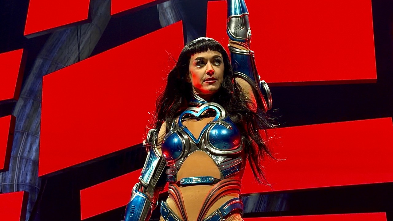 Katy Perry - Dark Horse (Live from The Lifetimes Tour 2025, Berlin, Germany)