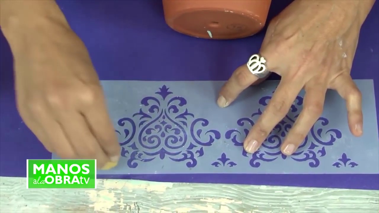 Lala Castro en Manos a la Obra - Texturas vintage - HYN Corte Laser