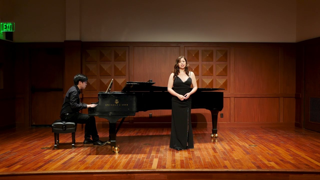 SCHOENBERG Brettl-Leider - Marina Beeson, Soprano