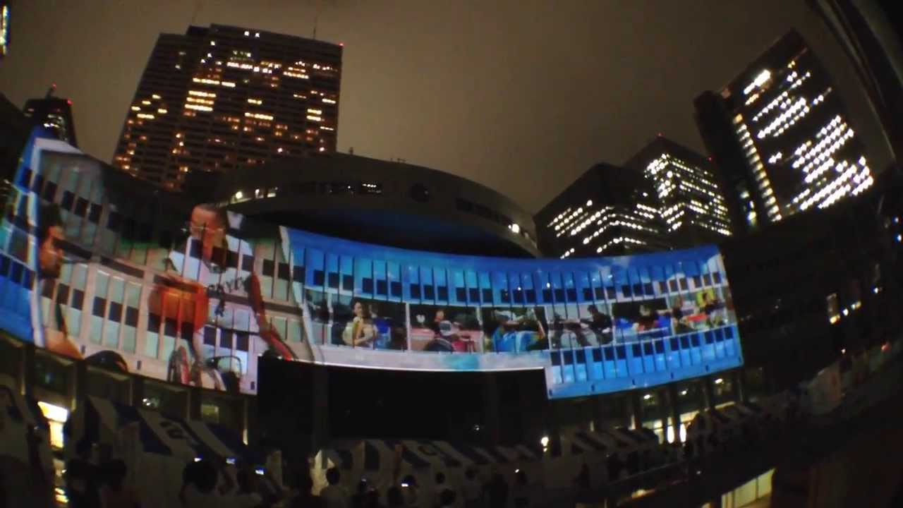 Projection mapping at Tokyo-tochomae hiroba