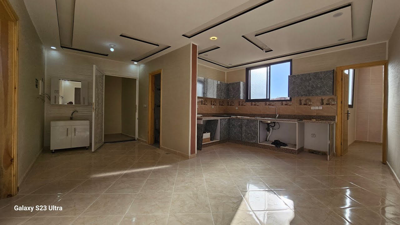 الأندلس 😍😍 شقة رائعة غير ب32 م وقابل للتفاوض 😱😱 للمزيد من المعلومات 0606963560