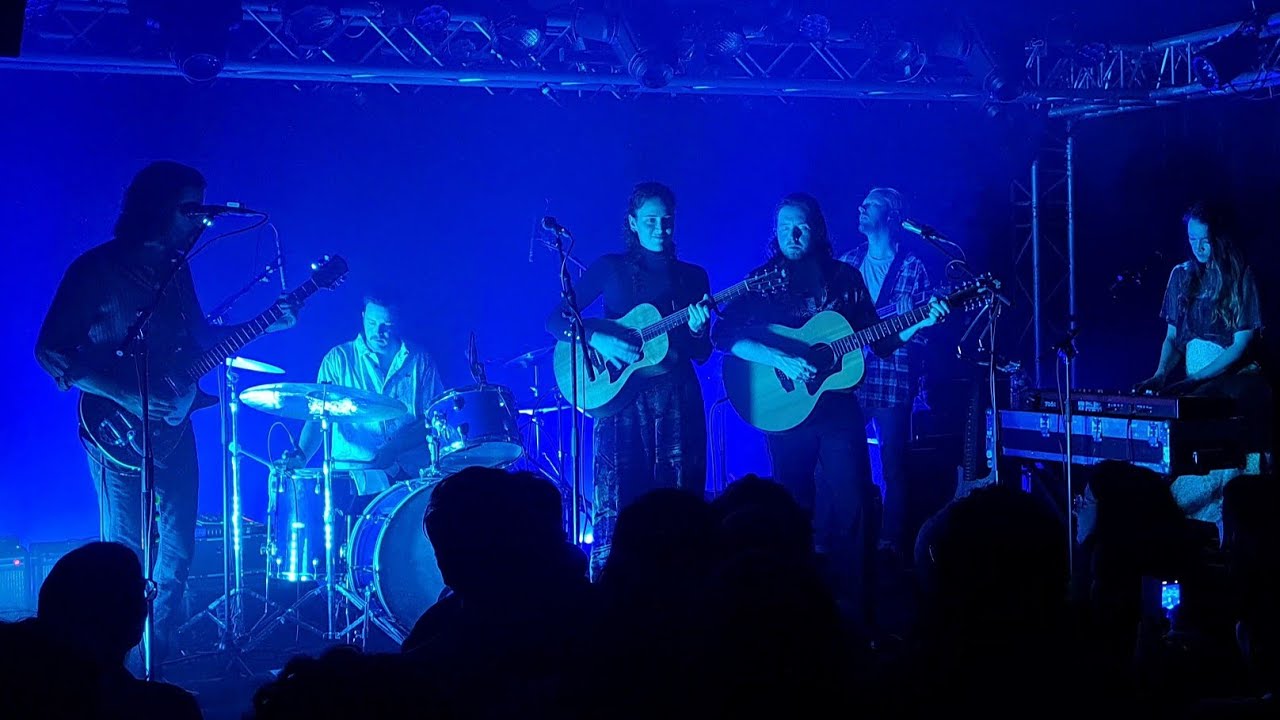 The Paper Kites & MARO - Walk Above The City, live, La Boule Noire, Paris, France, 13 February 2023